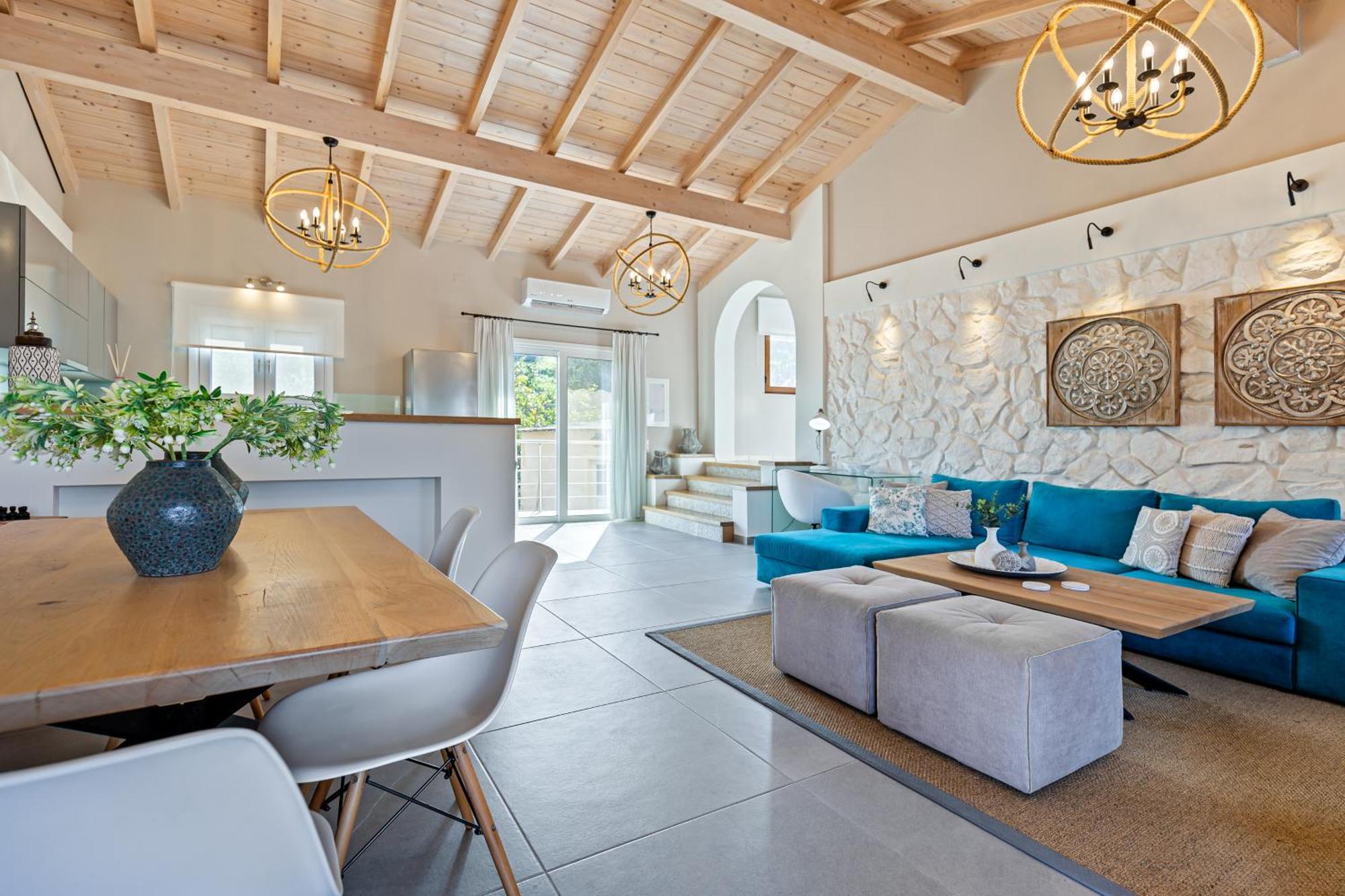 Villa Lola's House