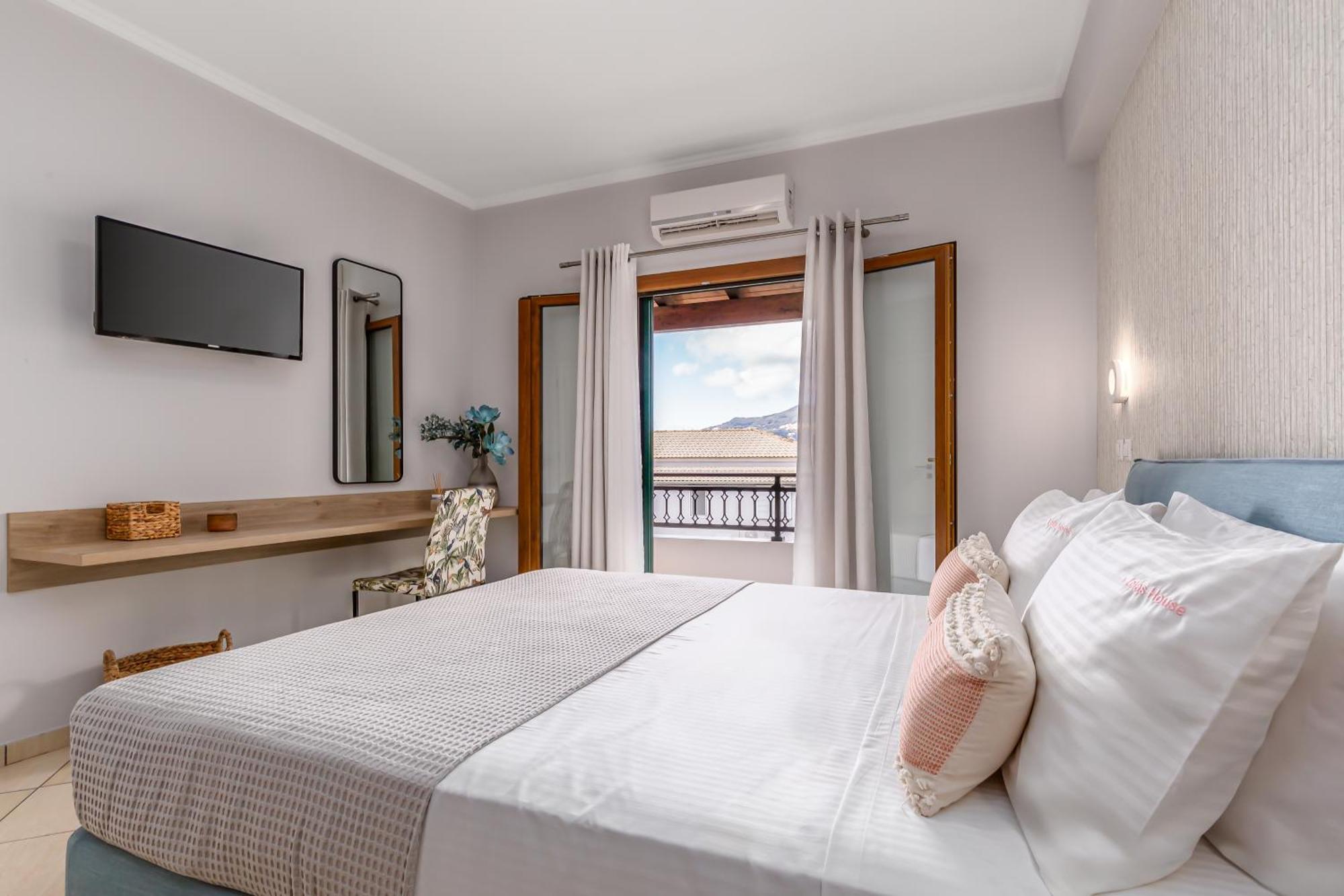 Lola's House Villa Liapades
