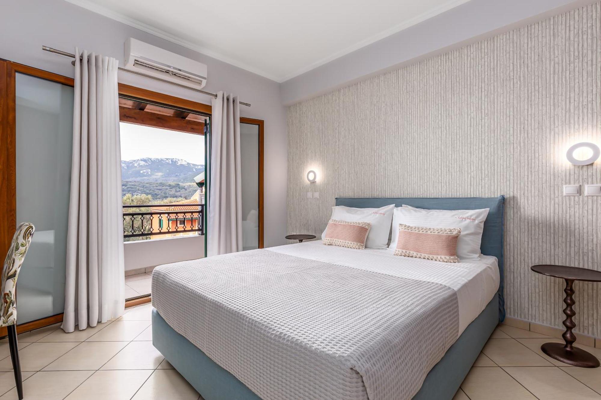 Villa Lola's House